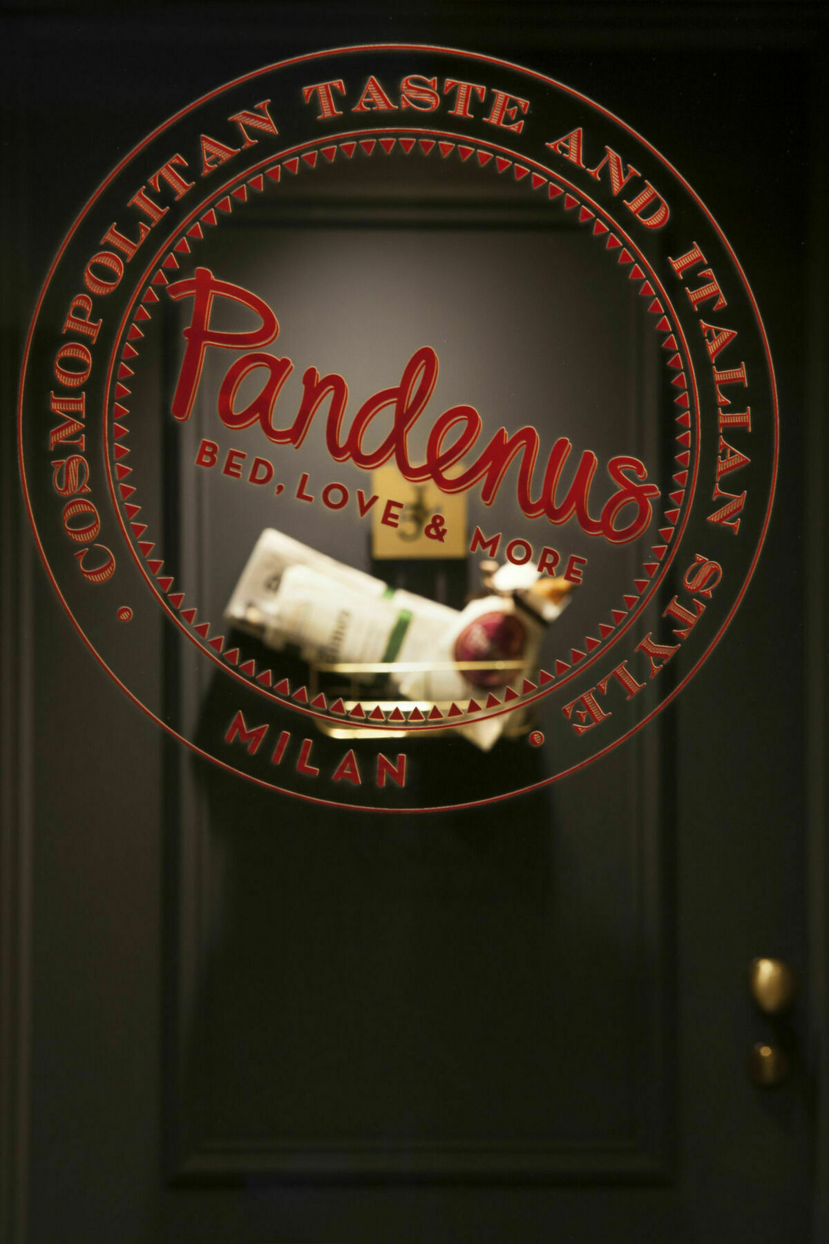 Pandenus Rooms Милано Екстериор снимка